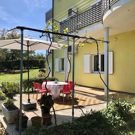 Goldfinch Estate Lägenhet Banjole Exteriör bild
